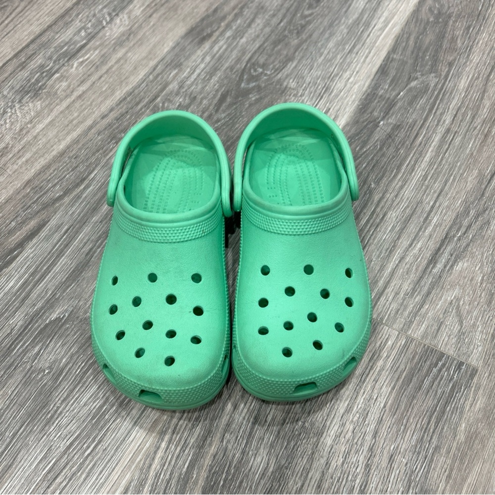 CROCS Classic mint Green Clogs